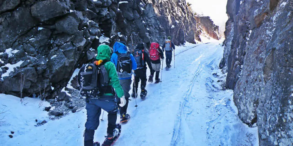 Follow These Tips To Make Sure You Are Hiking Safely this Winter