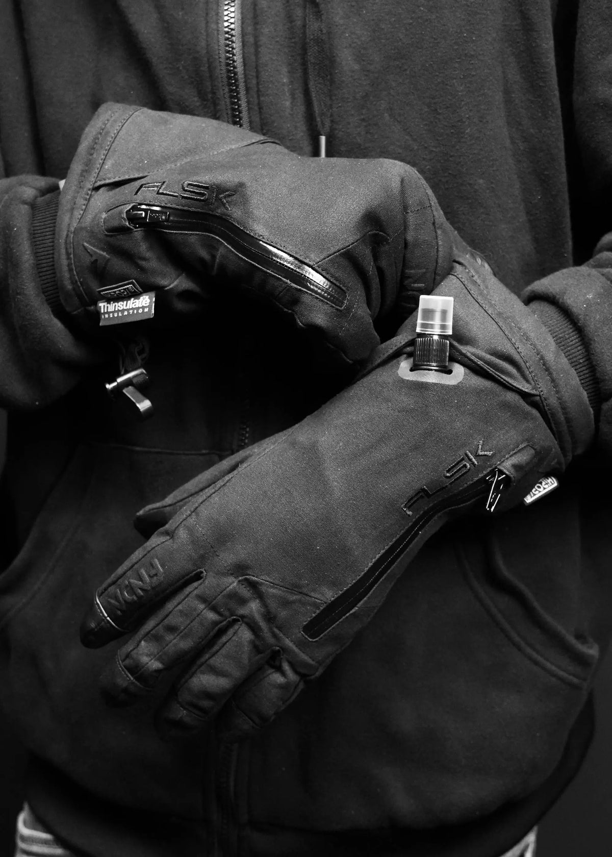 FNDN™ Concealed Flask Glove FNDN
