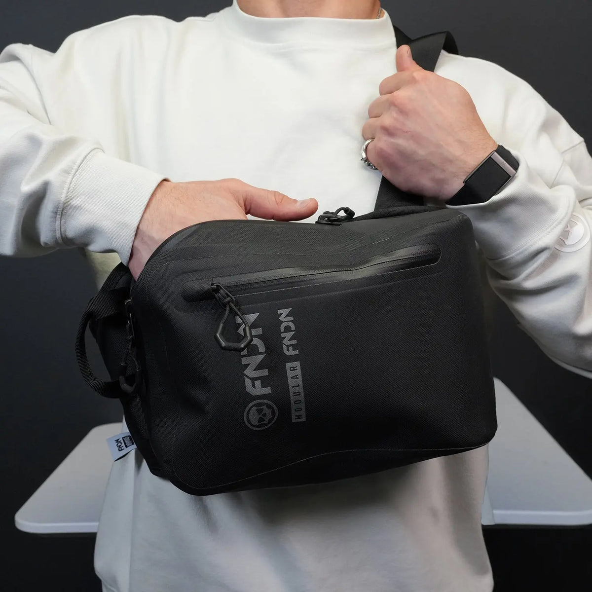 FNDN® TECH SLING BAG Infamous Paintball