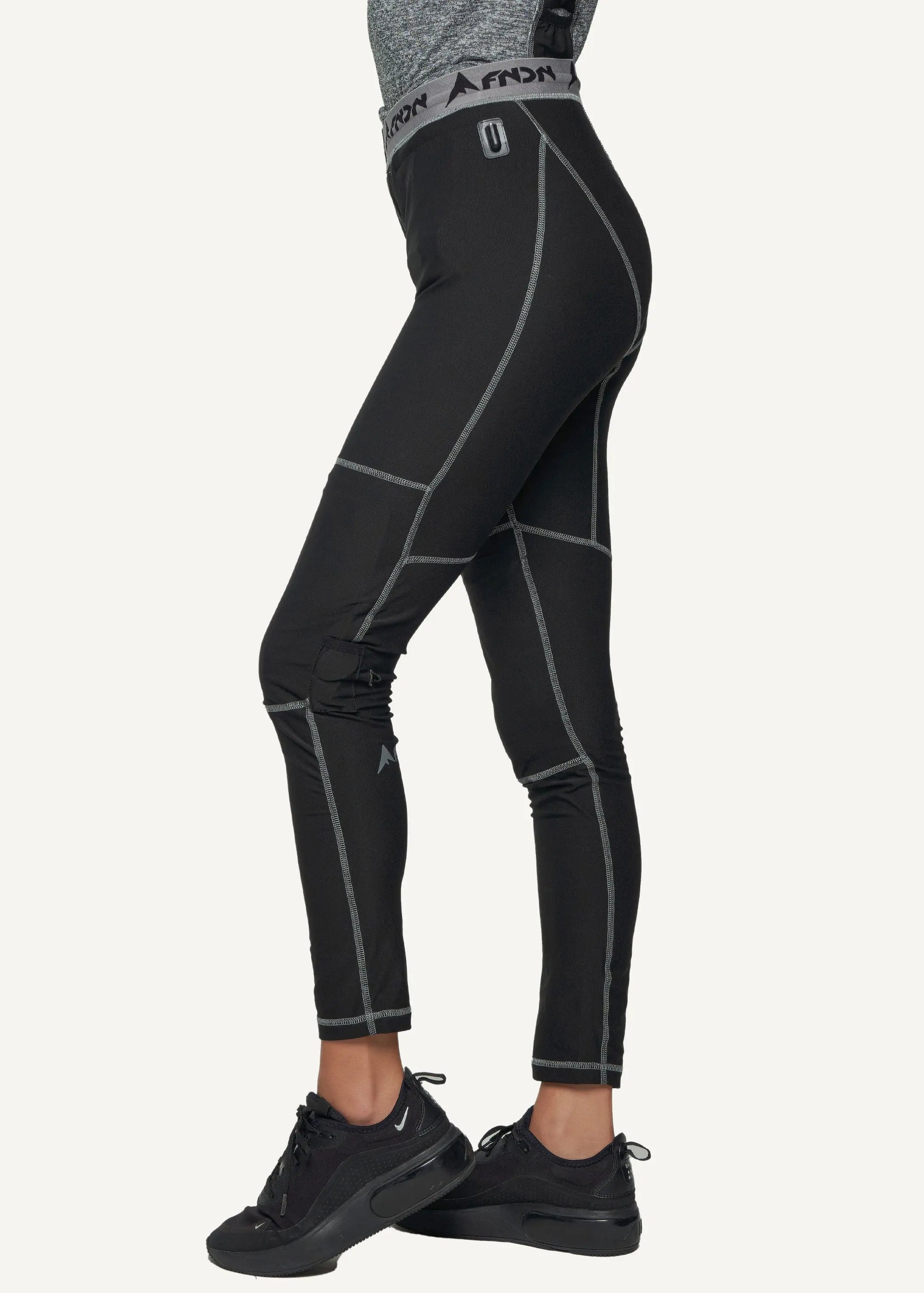 BASE 7/8 Women's Active Tights - Black